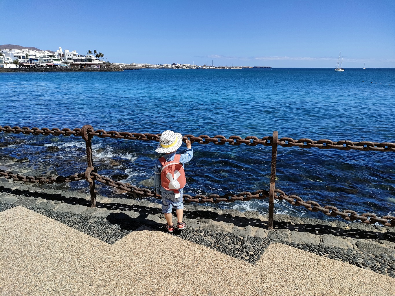 lanzarote_lanzarote_playablancapromenade