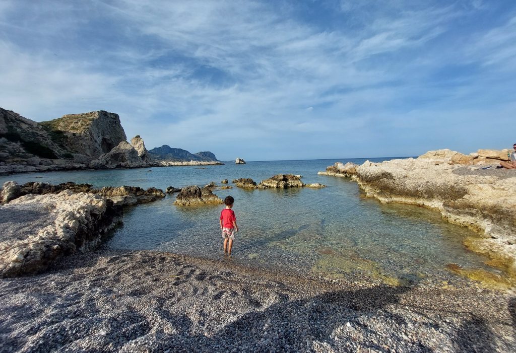 rhodes_rhodes_bluebeach