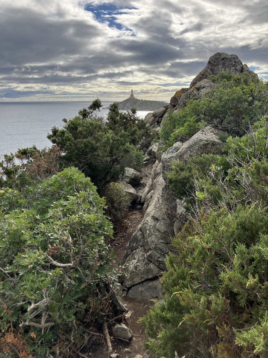 sardaigne_sardaigne_capocarbonara_vuechemin