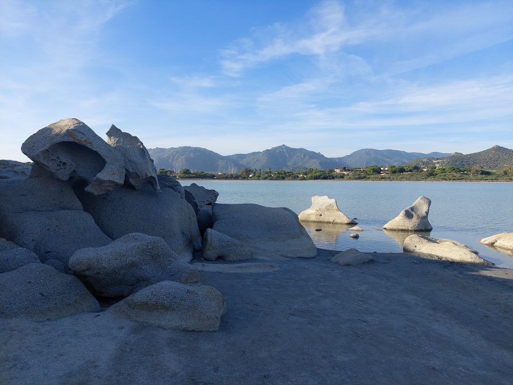 rochers etang notteri sardaigne