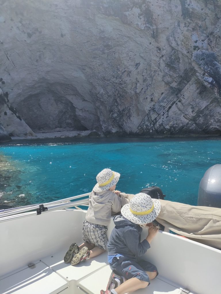 zakynthos_zakynthos_navagio_bateau